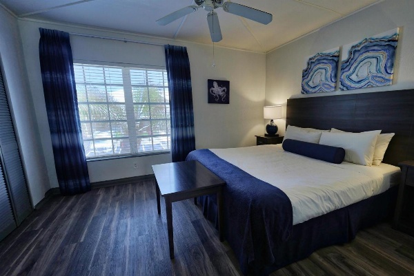 The Dover House Resort image 6